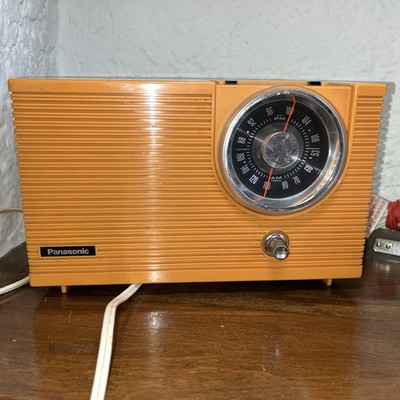 Panasonic RE-6192 AM FM Radio Orange - Works Good.