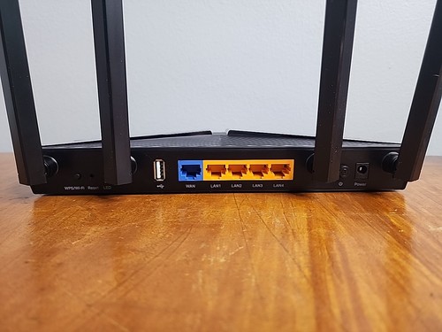 TP-LINK Archer AX1800 1201Mbps 4 Port 574Mbps Wireless Router w Ethernet Cable - 第 3/12 張圖片