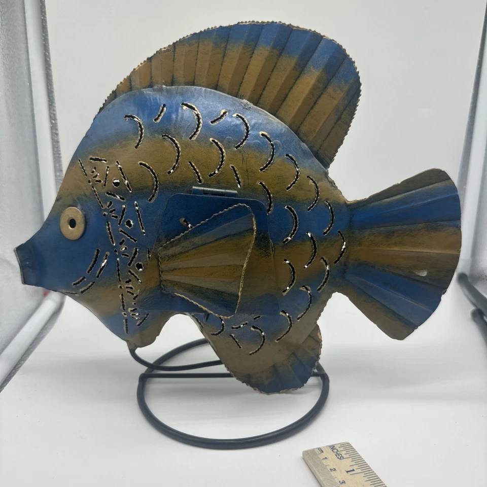 Blue & Gold Tropical Indoor Outdoor Metal Fish Decor Garden Blue And Gold. - Image 2 of 4