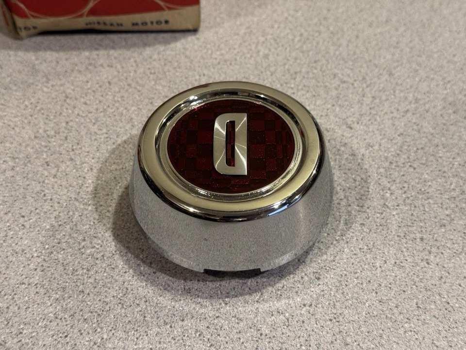 1979-1981 Datsun 310 Center Cap Wheel Cover NOS 40315-M6600 - Image 3 of 4