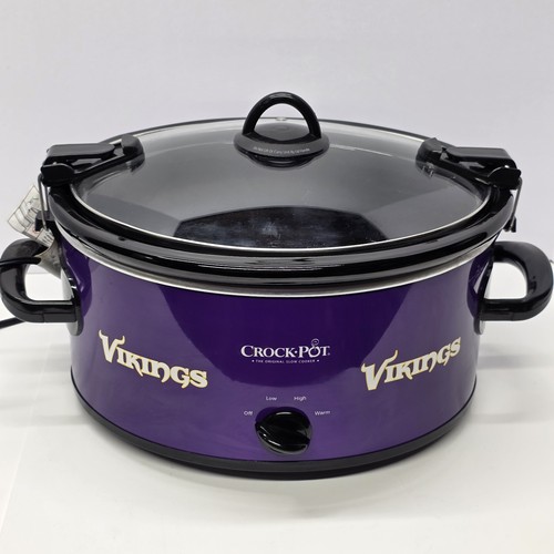 NFL Crockpot Slow Cooker 6 Quart Locking Lid Tailgate Minnesota Vikings