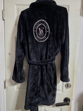 Victoria  s Secret Signature Plush Robe Black Embroidered Crest Logo M/L Soft
