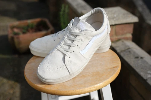 Vans Scamosciato panna con dettagli punto sulla punta UK 7 buone condizioni