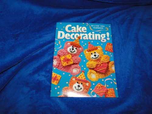 NEW WILTON CAKE DECORATING YEARBOOK, VARIETY TO PICK FROM, YOU PICK - Picture 21 of 33