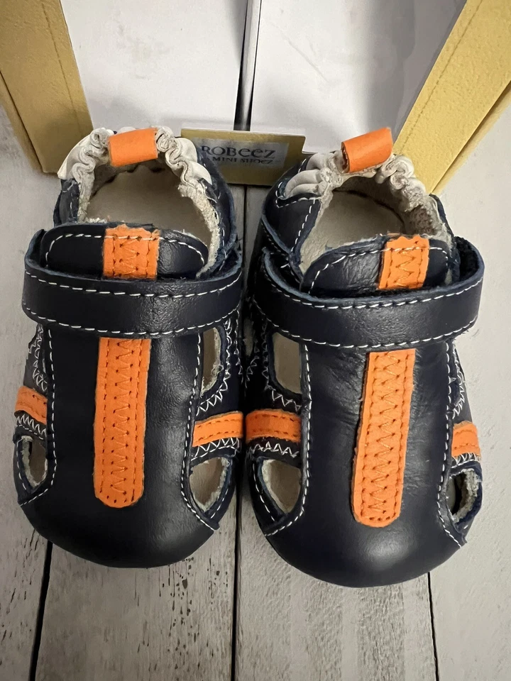 Robeez Mini Shoez, Zapatos de Bebé Azul Marino Talla 2 (3-6 Meses), 3 (6-9 Meses) Foto 2 de 4