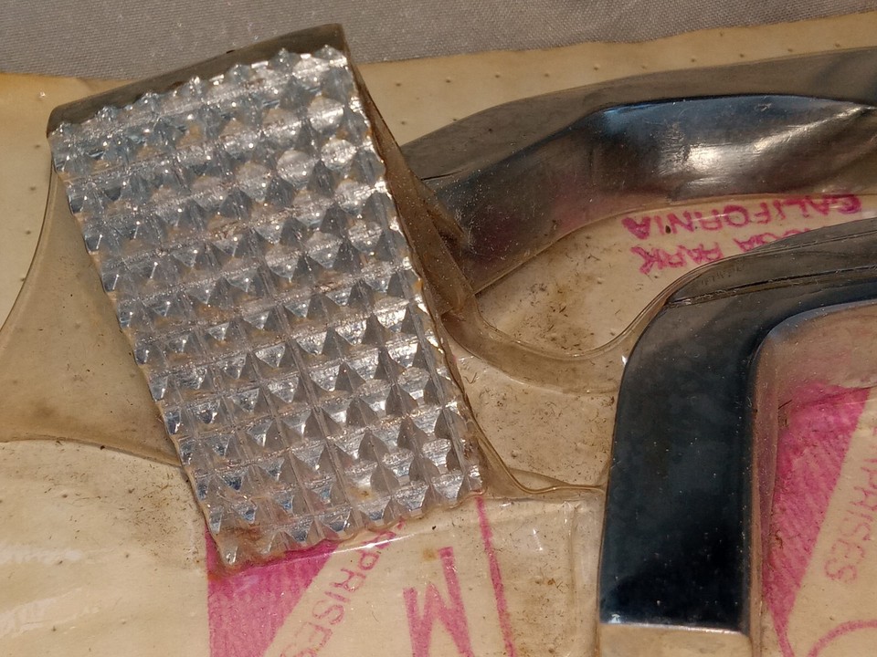 VINTAGE HARLEY, CHOPPER, CUSTOM CHROME TWISTED BRAKE & SHIFTER SET