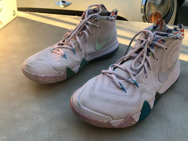 kyrie 4 90s mens