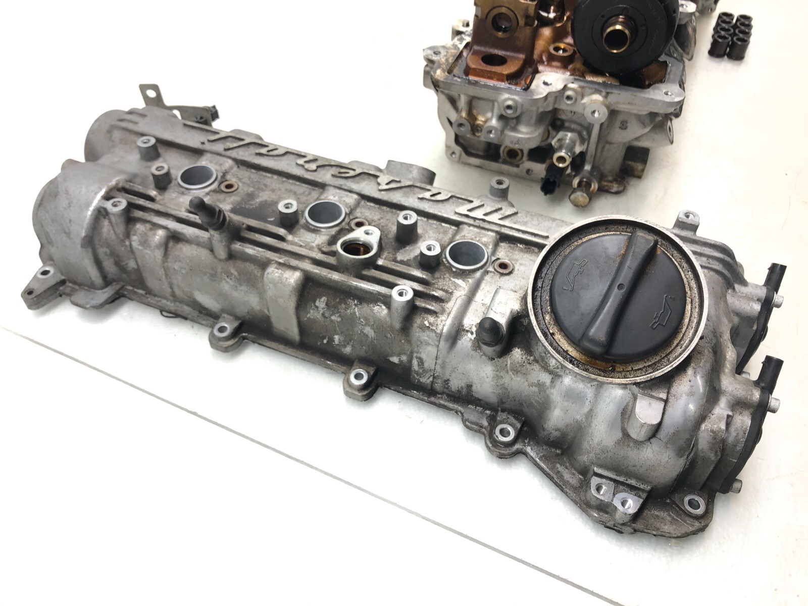 2014-2017 MASERATI GHIBLI S 3.0L V6 LEFT DRIVER SIDE CYLINDER HEAD W/ COVER OEM.