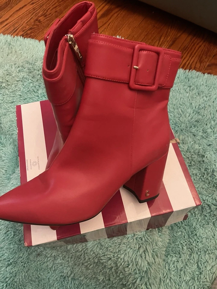 Sapato Feminino Circus by Sam Edelman Kirby Candy Vermelho Zíper Lateral Salto Botinha 9,5 M - Imagem 4 de 4