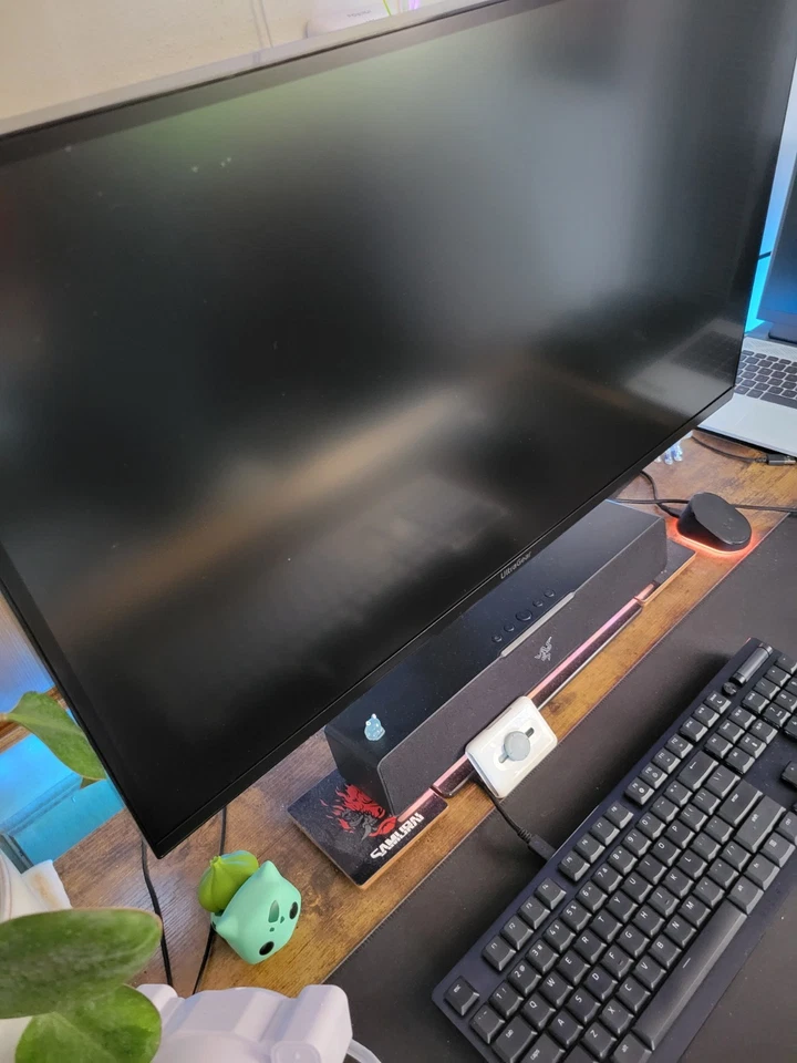 LG UltraGear 32GQ950-B 32" 4K UHD LED IPS Monitor 144Hz HDR - Image 2 of 4