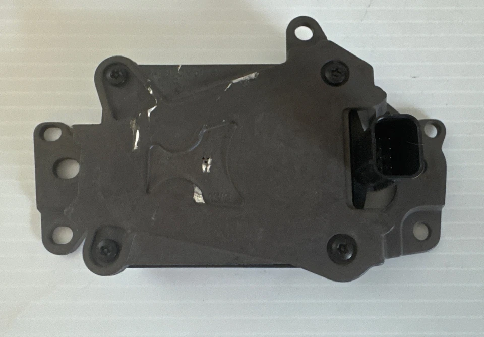 2018 - 2019 Toyota Camry Cruise Control Distance Sensor 88210-06010 OEM K0031 - Image 2 of 4