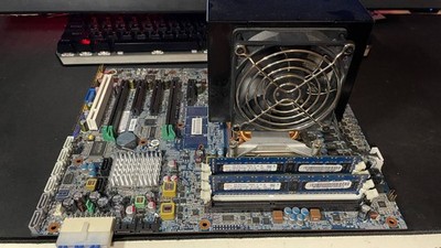 HP Z420 Workstation Mainboard |Xeon E-2689 | DDR3 16gb | Kühler | Adapter