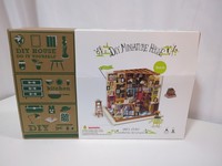 Rolife Sams Study Room Miniature Dollhouse - DG102