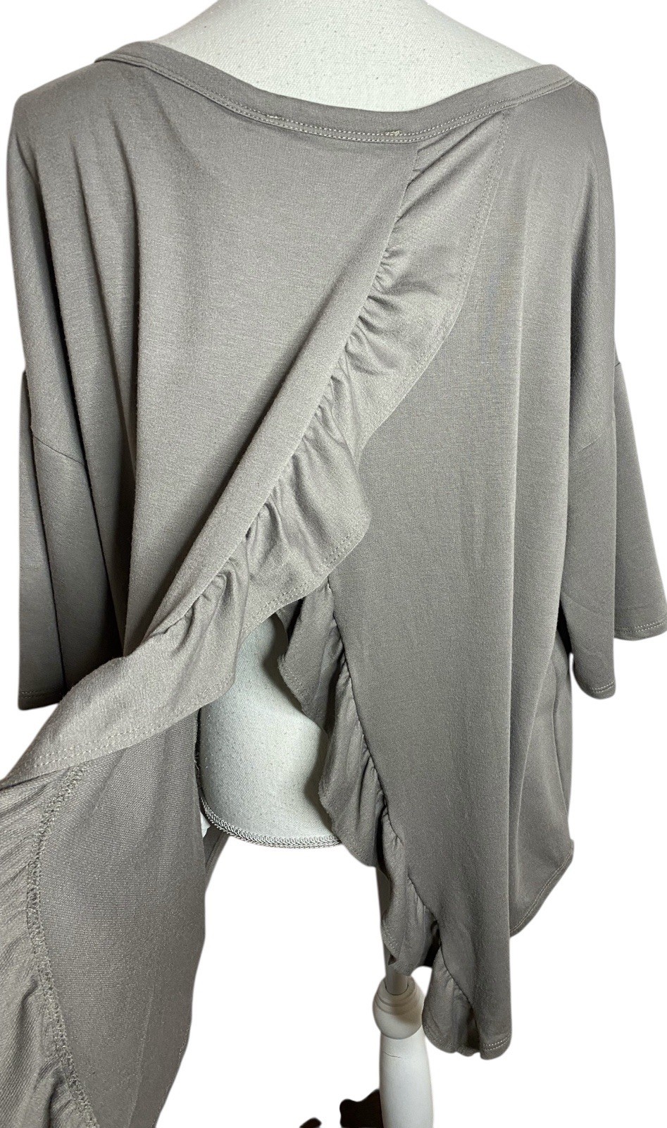 Three Bird Nest Medium Brown Ruffle Split Back To… - image 8