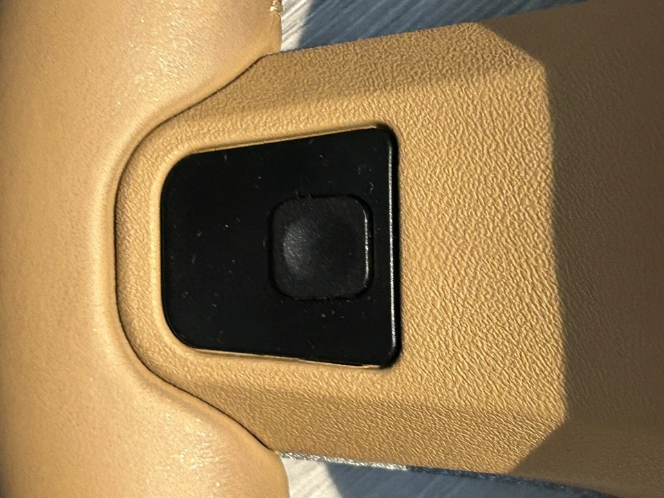 05-13 PORSCHE 911 BOXSTER CAYMAN (987 997) VOLANTE DE 3 RAIOS (BEGE AREIA) - Imagem 4 de 4