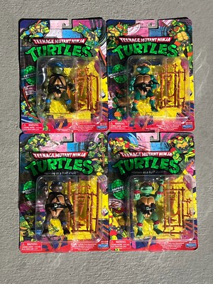 Playmates Toys Teenage Mutant Ninja Turtles 5'' Action Figures Set of 4 - 2021