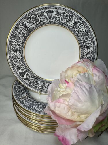 (11) Wedgwood 'Florentine Black' 8.125 Inch SALAD PLATES W4312 - Picture 3 of 10