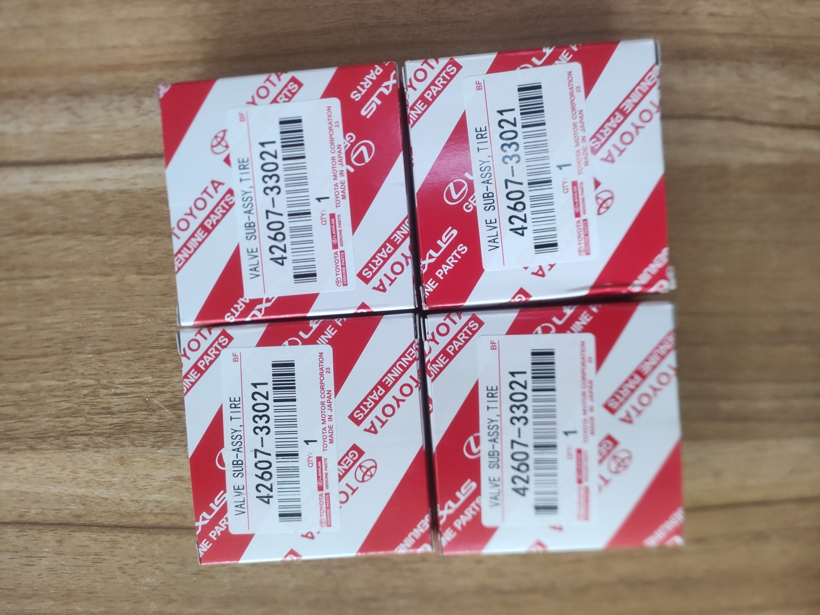 Genuine 4X TPMS 4260733021 OEM PMV107J For Toyota Lexus TIRE PRESSURE