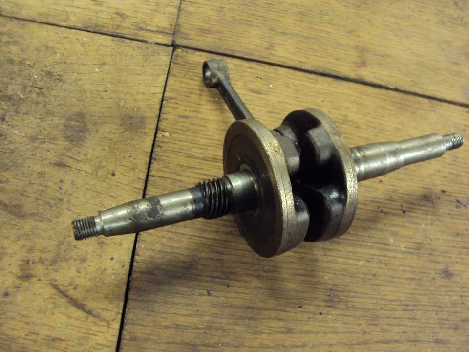 КОЛЕНЧАТЫЙ ВАЛ ДЛЯ СКУТЕРА МОПЕДА HONDA MINI VISION 50 2T В ХОРОШЕМ СОСТОЯНИИ - Изображение 3 из 4