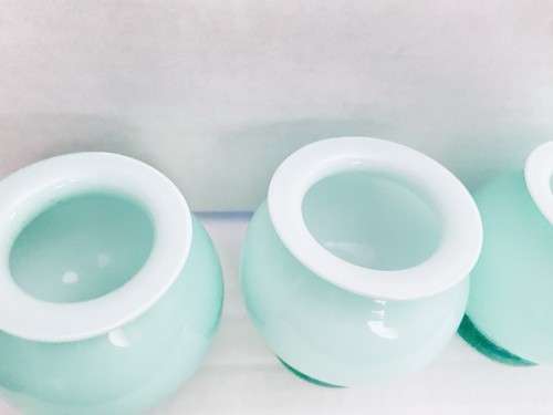 BOGOHandcrafted Art Glass Vase Seafoam Green White Interior 4.5”, Unused. - Picture 12 of 16
