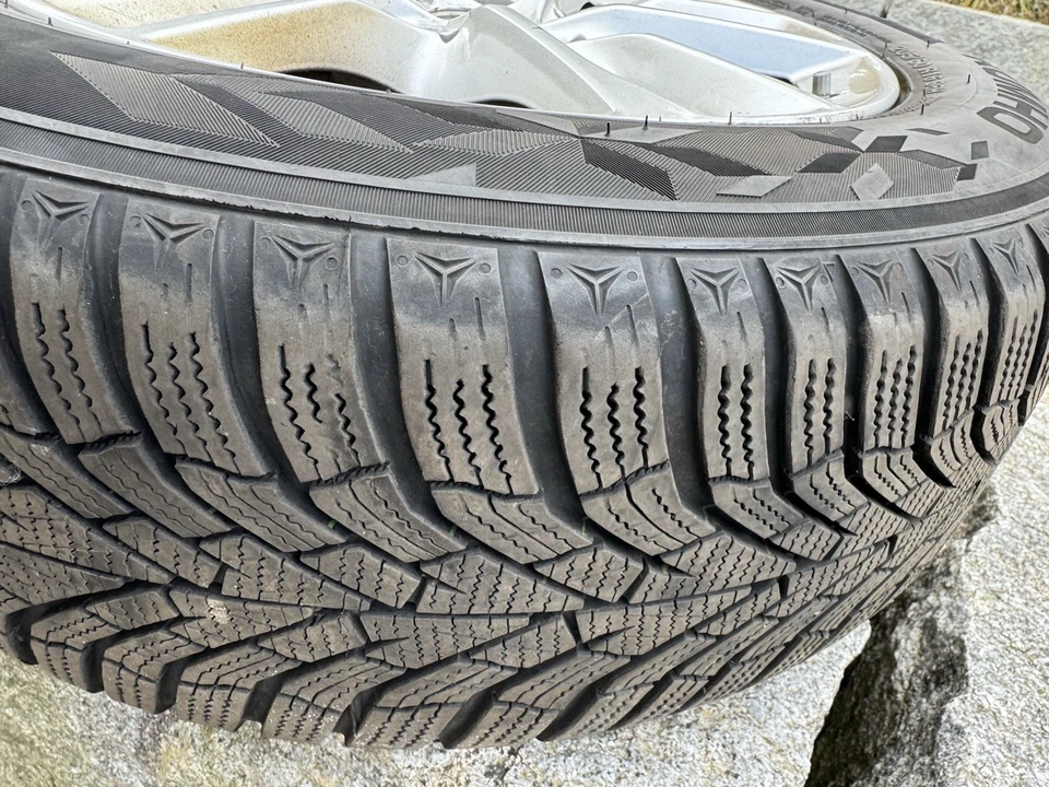 4 Orig BMW Alufelge + Winterreifen 1er F40 2er F45 AT F46 - Bild 4 von 4