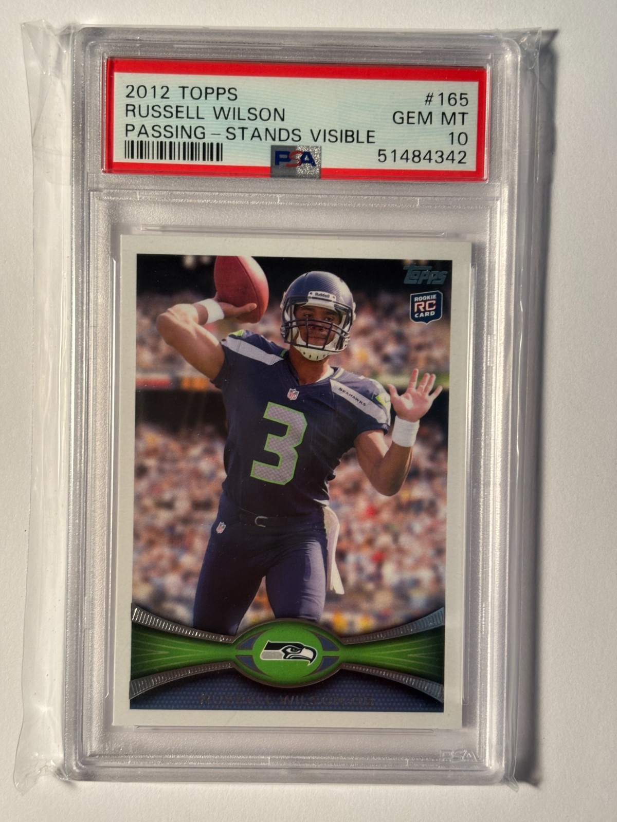 Russell Wilson Topps #165 Stands Visible-Autograph