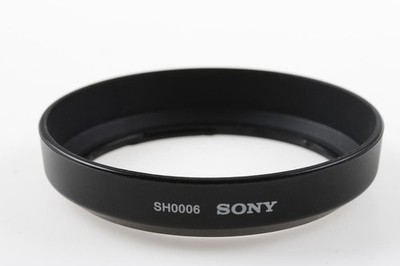 SONY Sonnenblende SH0006 für AF 18-70mm 3.5-5.6 DT (SAL-1870)