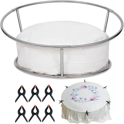 Newborn Photography Paloma Schell posing stand and bean bags