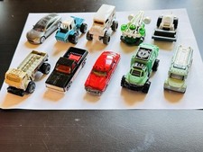 LOT OF 10 MINIATURE MINI DIECAST  PLASTIC TOY CARS VEHICLES TRUCKS