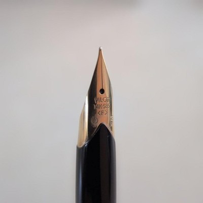 PILOT Grandee Urushi Fountain Pen 14K F NIB Vintage Limited Rare Dead Stock