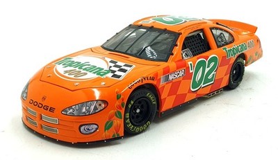 Revell 1/24 Scale 102659 - Dodge Intrepid R/T #02 Tropicana 400 2000