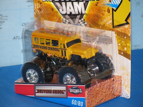 HOT WHEELS MONSTER JAM DRIVING SKOOL BUS TATTOO #60/80 ADVANCE AUTO PARTS *NEW* - Picture 6 of 9