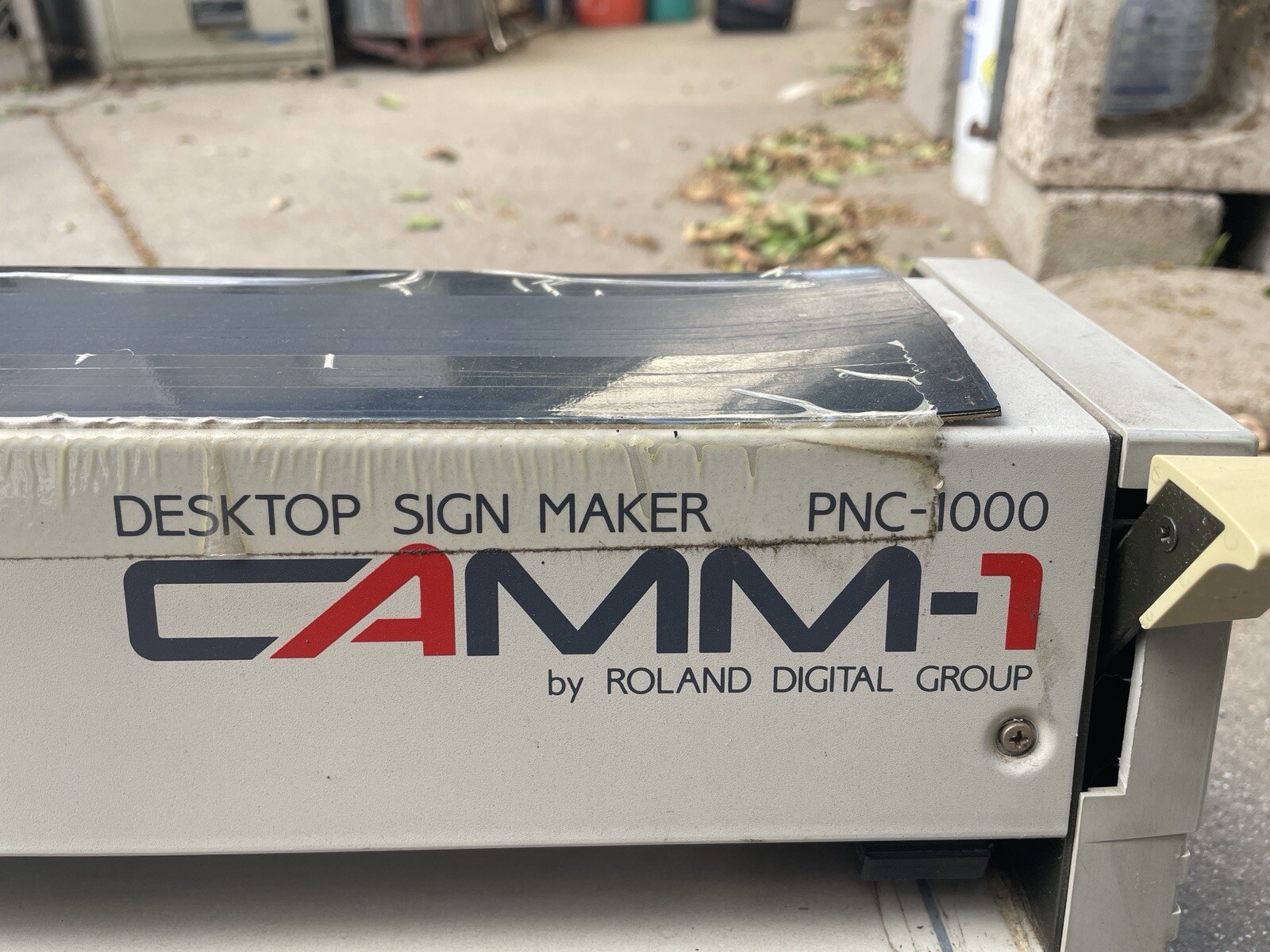 Roland CAMM-1 PNC-1000 Desktop Sign Maker By Roland