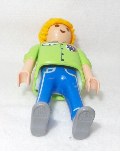 PLAYMOBIL - ÉCOLE - GARÇON ÉCOLIER AVEC SON CARTABLE - 1992 GEOBRA - Picture 3 of 3