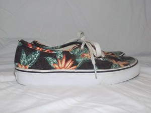 mens flower vans
