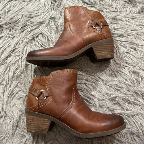 foxy waterproof boot teva