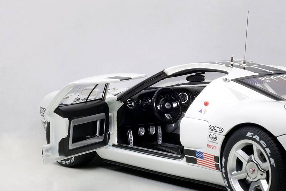 LOT SET OF 2 FORD GT LM RACE CARS SPEC II CARBON FIBER