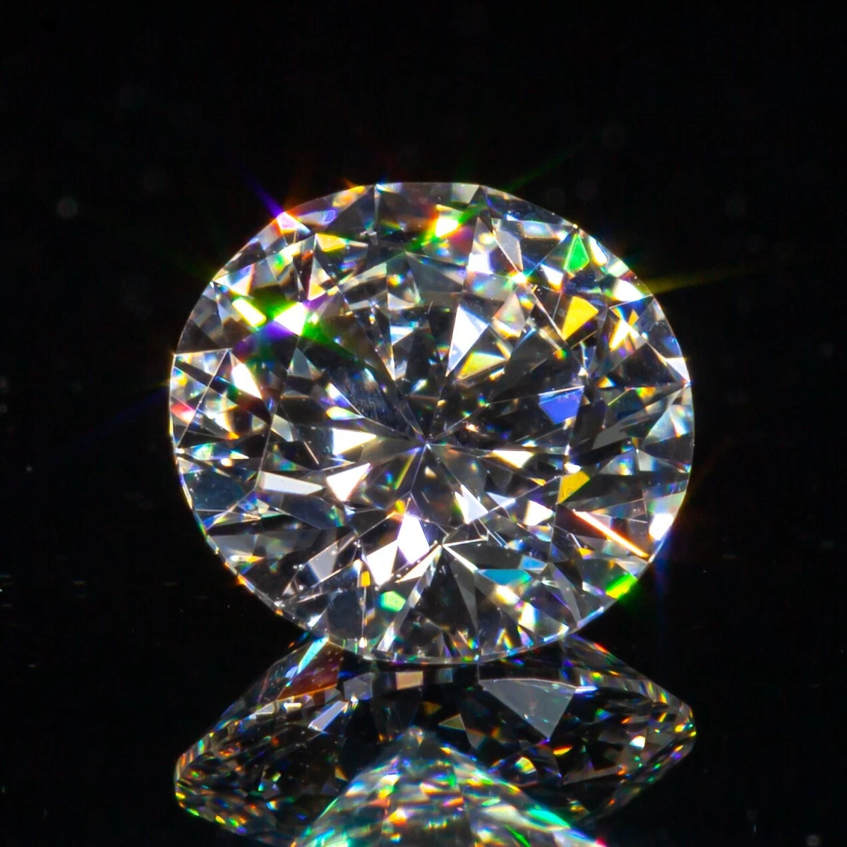 Diamant Naturel 0,006 Ct - Couleur D, Pureté VS1 - Brillant 1,21 Mm - Neuf Sans Emballage