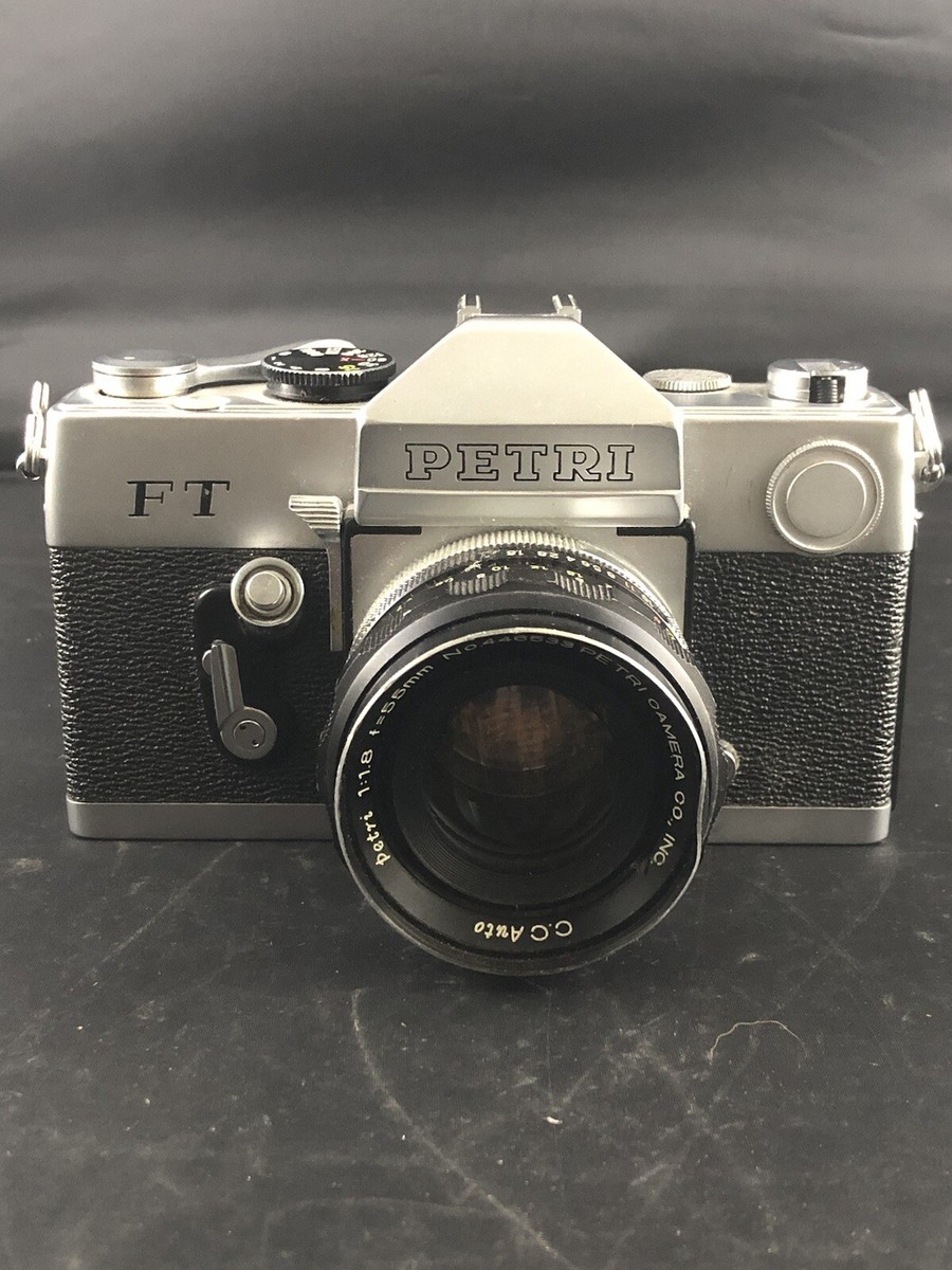 Vintage Petri FT 35mmFilm Camera Madein JapanUntested w/55 mm Lens