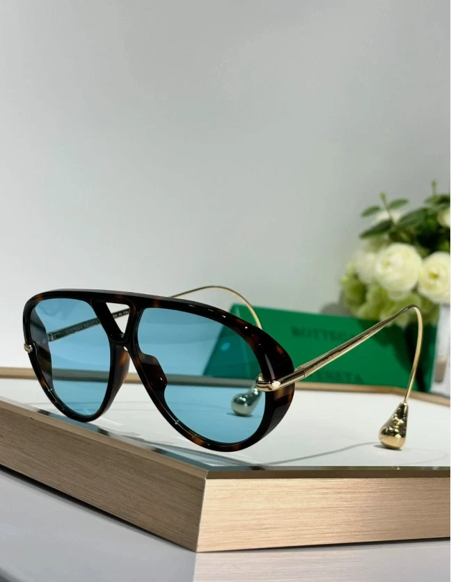 Bottega Veneta Blue Sunglasses for Women for sale | eBay display picture 1