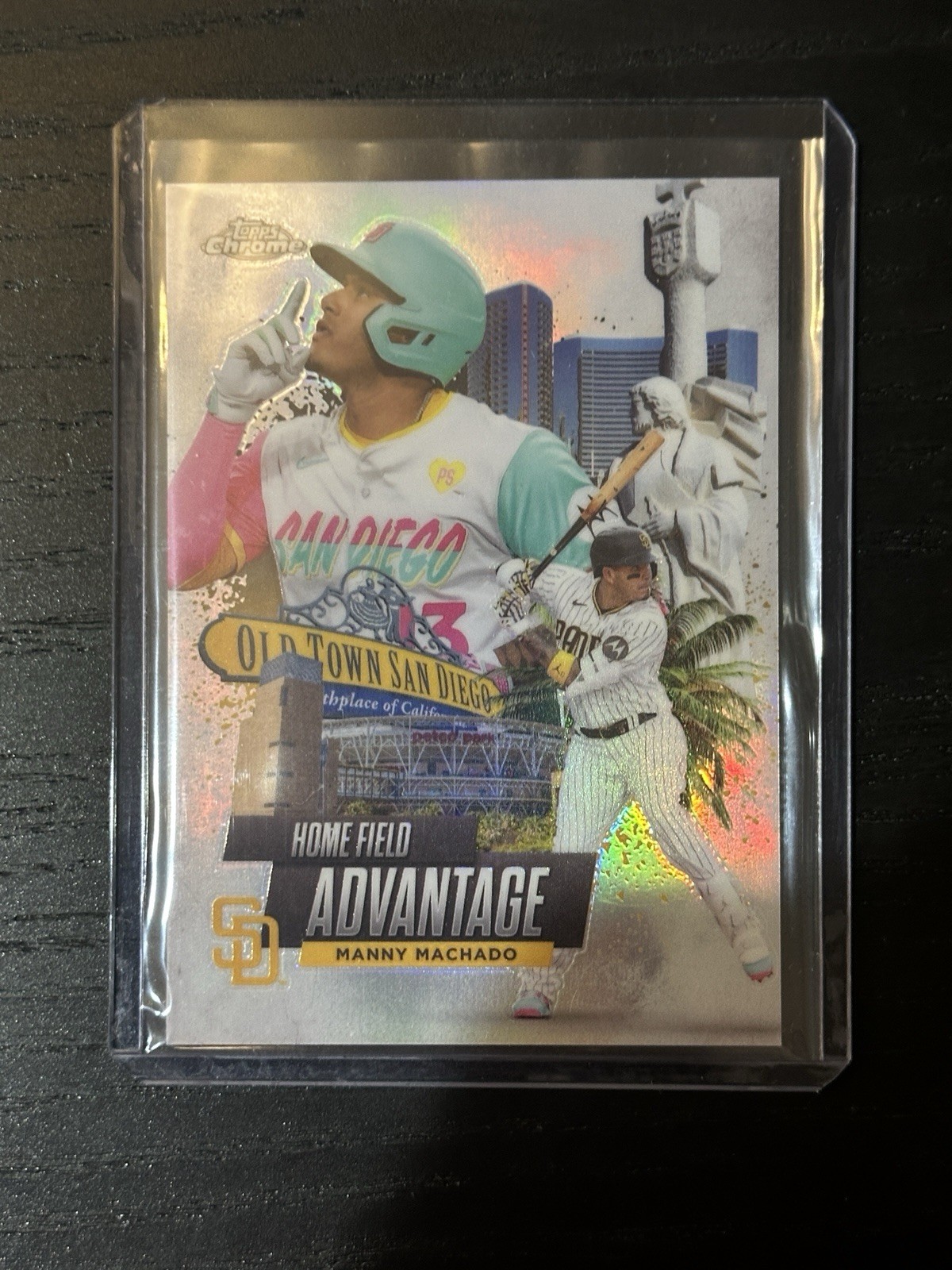 2025 Topps Chrome Manny Machado Home Field Advantage SSP Case Hit #HA-36 Padres