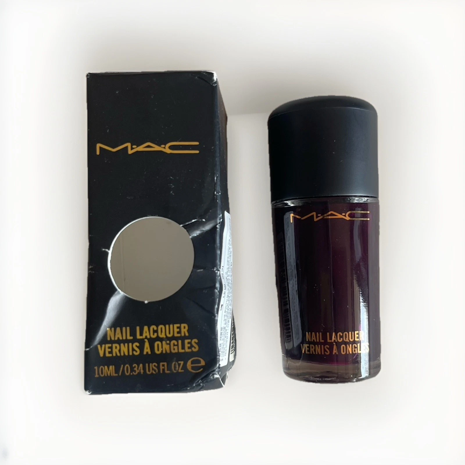 MAC Styleseeker Collection Nail Lacquer Gadabout Girl Dark Purple Polish
Opens in a new window or ta