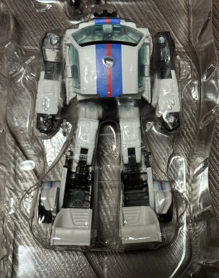 Transformers Takara Tomy Autobot Headquarters Dramatic Capture JAZZ - Image 3 of 4