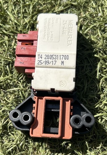 GRUNDIG/BEKO GWN47430CW Waschmaschine Türschloss 2805311700