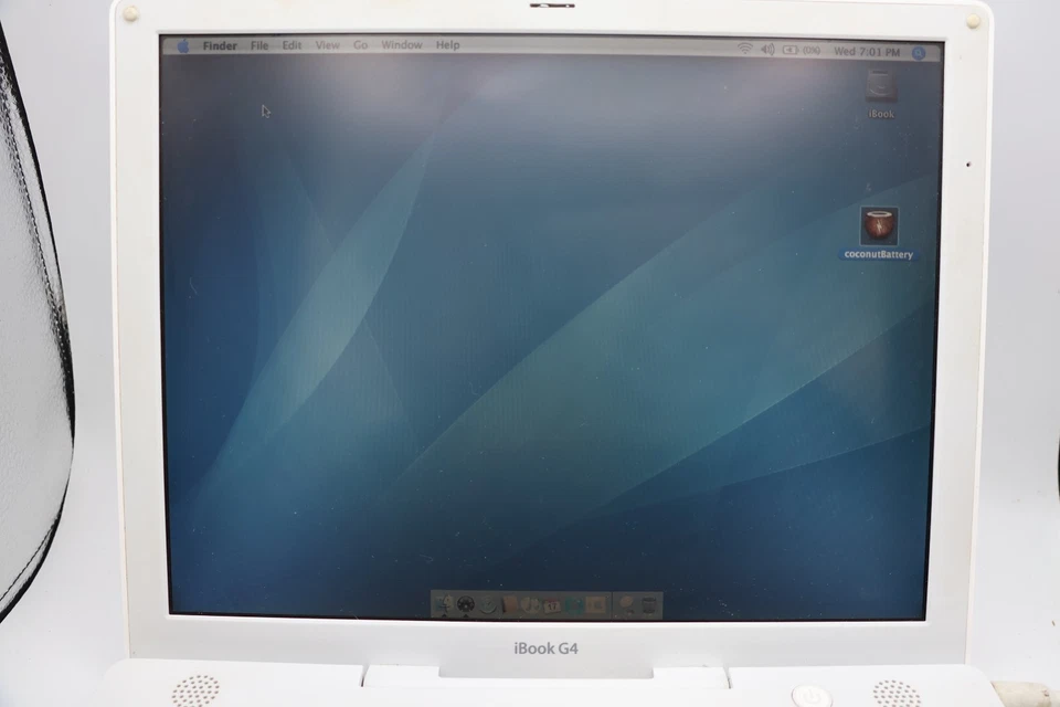 Macintosh iBook G4 1.26 GHz 14.1" LCD screen Mac OS 10.4.1 Model A1055- 768 MB - Image 2 of 4
