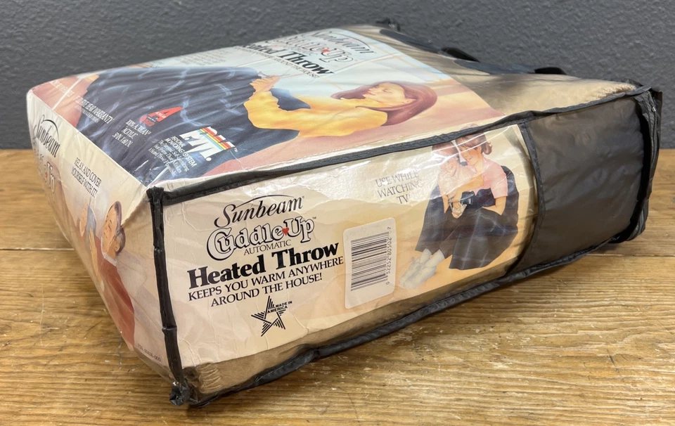 Vintage 1987 Sunbeam Cuddle Up Automatic Heated Throw Beige White Plaid 50”x60” - Image 4 of 4