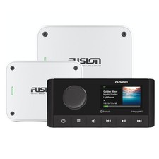 Fusion MS-RA210 Marine Entertainment System With MS-AP41200 MS-AP12000 Amps