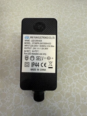 XING YUAN XY36PR-240150VH-EO Repuesto LED Enchufe Transformador 24V = 1.5A 36.0W IP44 Driver