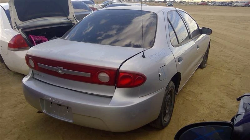 Used Rear Right Door Vent Glass Rear fits: 2003 Chevrolet Cavalier Rear Right Gr - Image 3 of 4