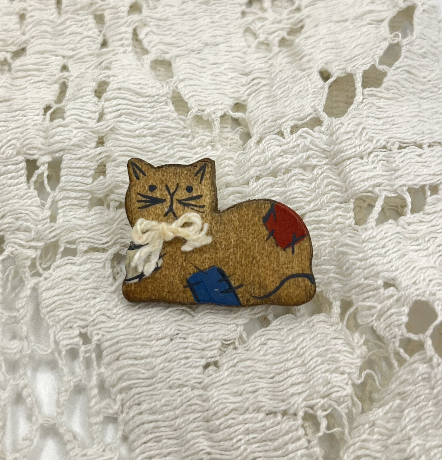 Patchwork Cat Pin Wooden - image 1